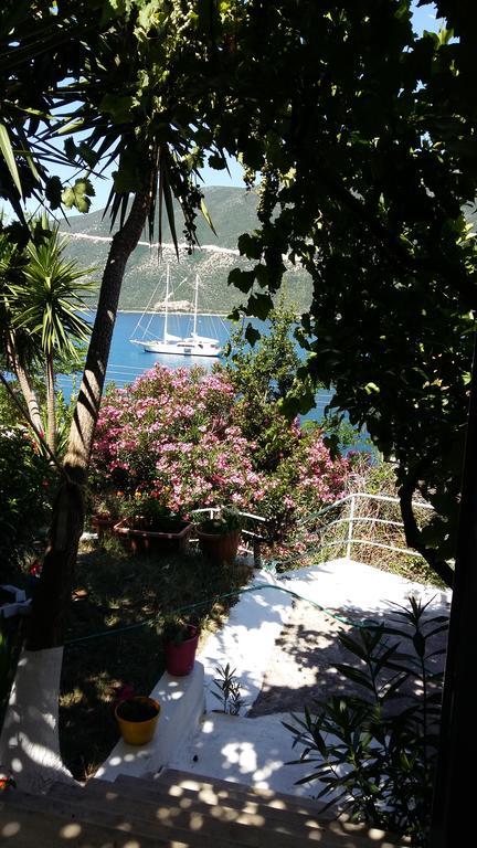 Delfini Bay Retreat Apartment Vasiliki Exterior photo